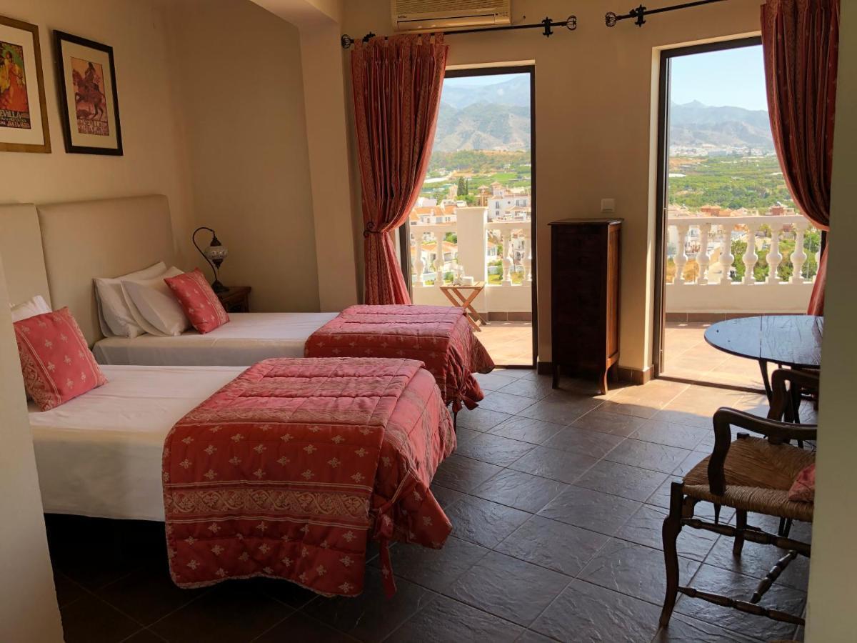 Avalon Guest house 2*